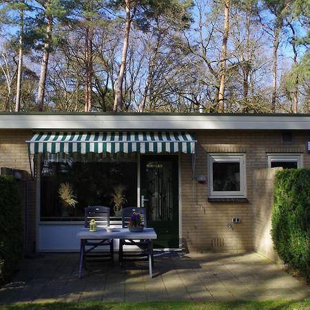 Geschakelde bungalow op de Veluwe De Eekhoorn Otterlo Exterior foto