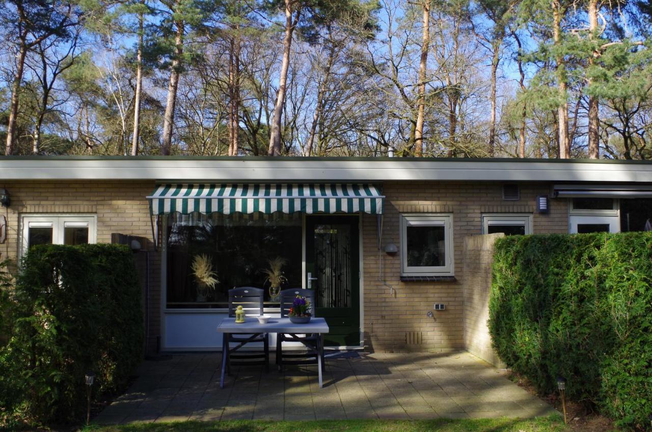 Geschakelde bungalow op de Veluwe De Eekhoorn Otterlo Exterior foto