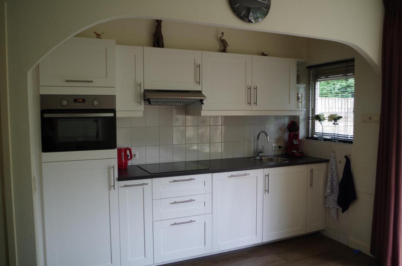Geschakelde bungalow op de Veluwe De Eekhoorn Otterlo Exterior foto