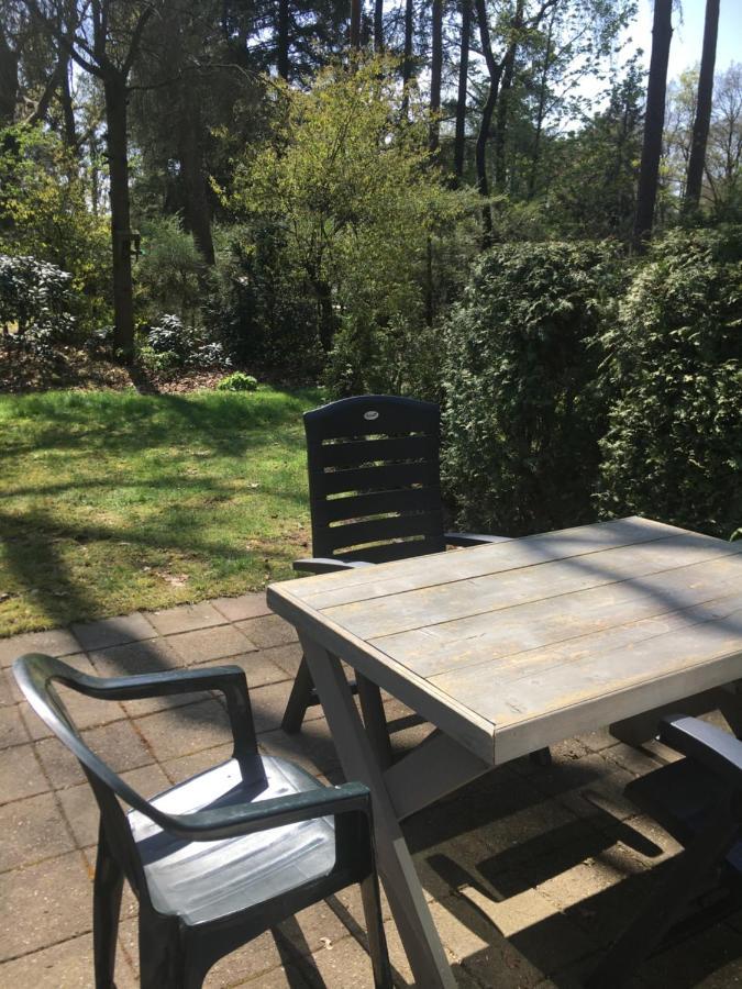 Geschakelde bungalow op de Veluwe De Eekhoorn Otterlo Exterior foto